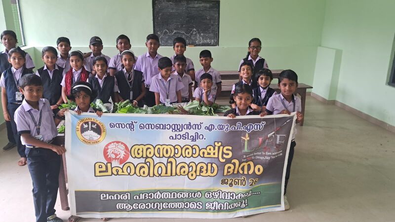 പ്രമാണം:ഭക്ഷണത്തിൽ ഇലക്കറികളും .jpg