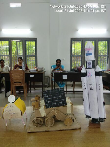 പ്രമാണം:12058 ksgd chandra day2.jpg