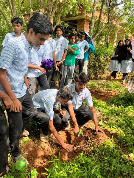 പ്രമാണം:18103 nss2.jpg