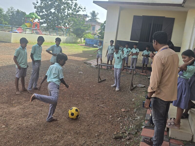 പ്രമാണം:25252-EKM-GOAL2026-BEST KICK.jpg