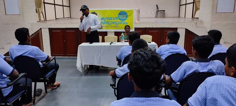 പ്രമാണം:26056 TEENS 2.jpg