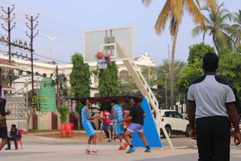 പ്രമാണം:26067 BasketBall 6.resized.JPG