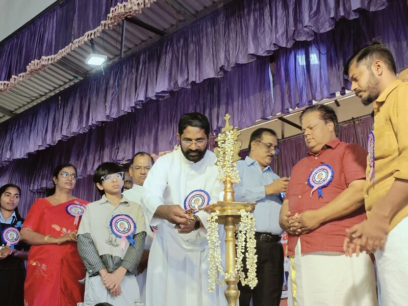 പ്രമാണം:34046 AN1.jpg