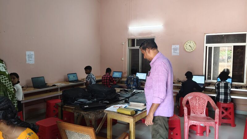 പ്രമാണം:42048 LK ENTRANCE TEST.jpg(1).jpeg