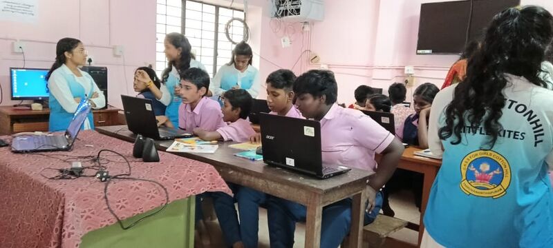 പ്രമാണം:43085 class2.jpeg