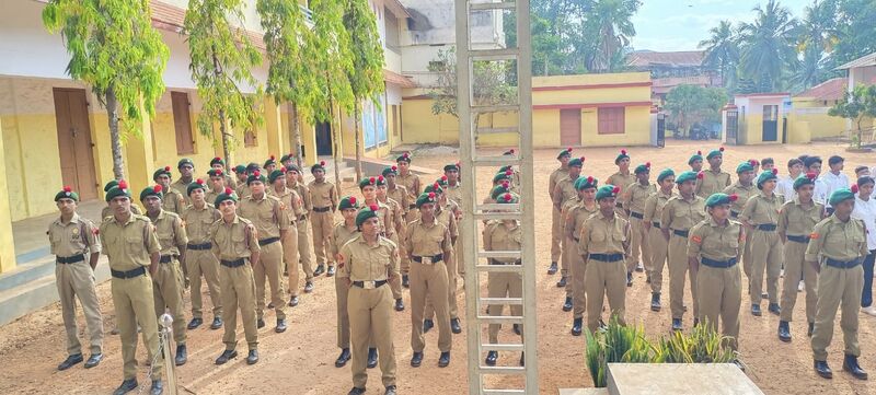 പ്രമാണം:44018 rd 6.jpg