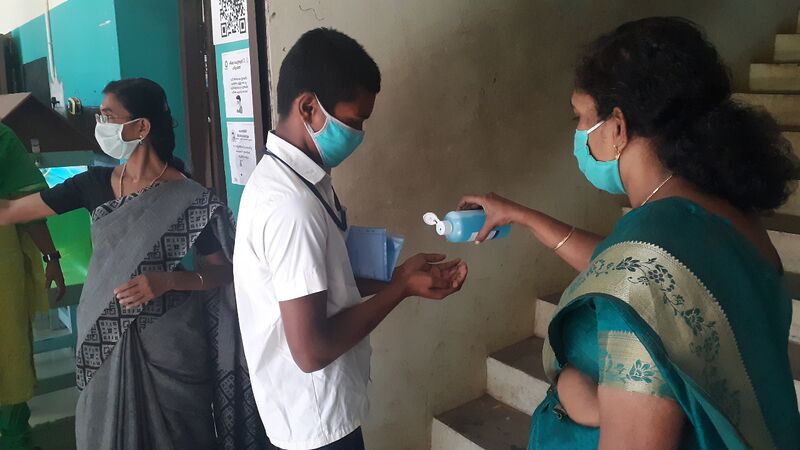 പ്രമാണം:44050 20 i1.jpeg