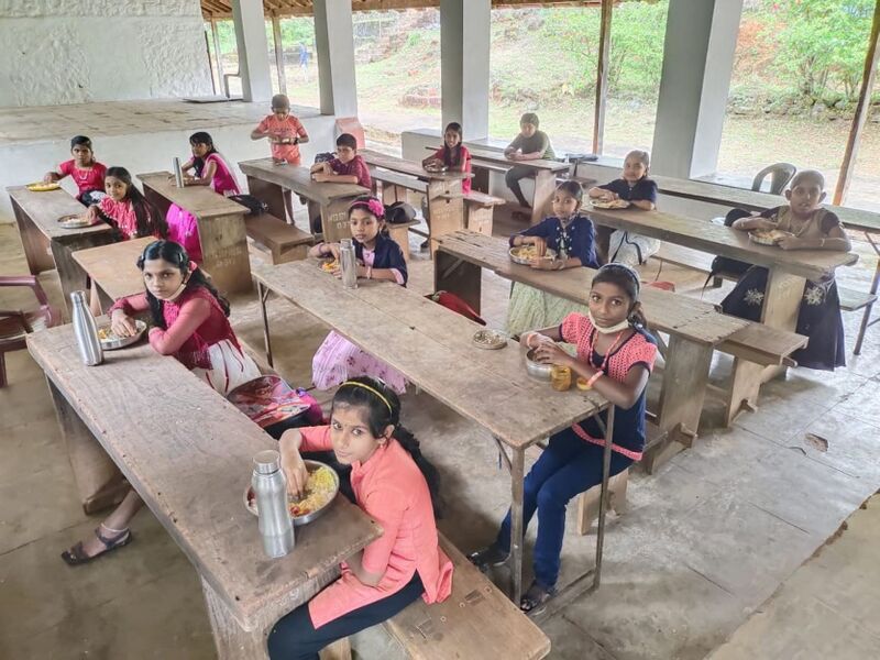 പ്രമാണം:BS21 KNR 13043 4.jpg