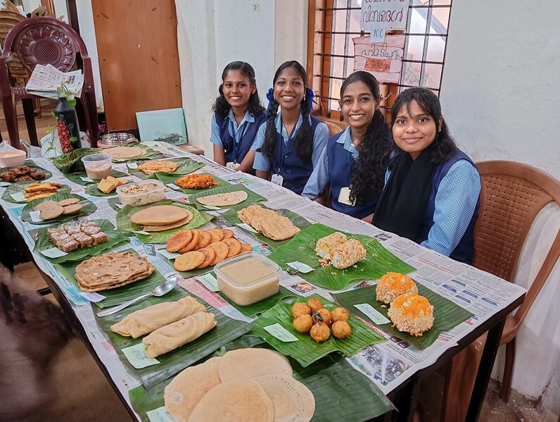 പ്രമാണം:Food fest 3 23004.jpg