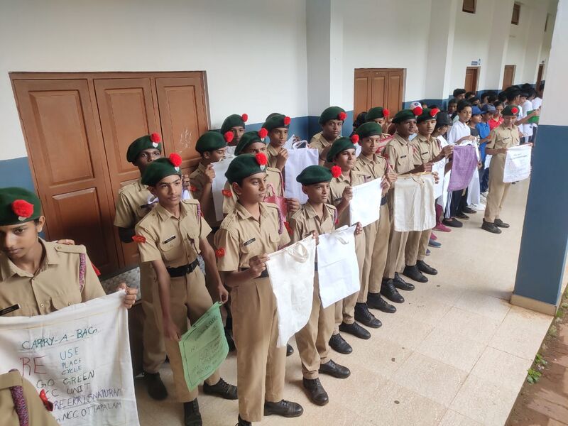 പ്രമാണം:20039 HSS SREEKRISHNAPURAM8.jpg