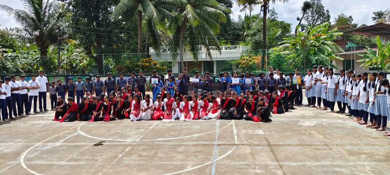 പ്രമാണം:22071 TSR laharivirudhadhinam1.jpg