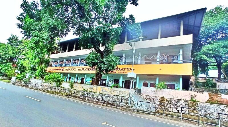 പ്രമാണം:29312 classroom8.jpg