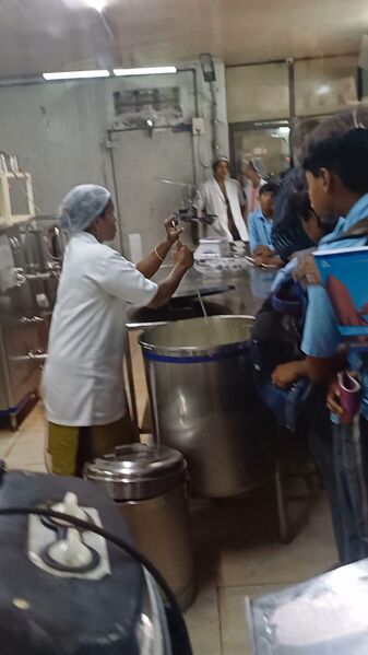 പ്രമാണം:41005 dairyclub6.jpg