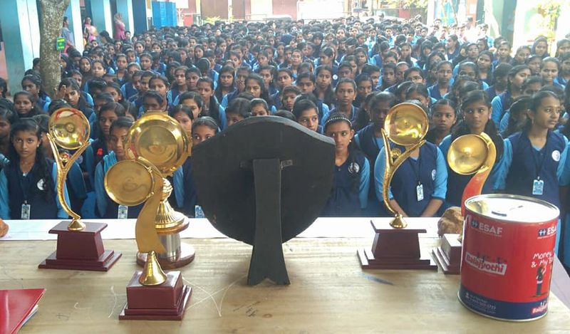 പ്രമാണം:42021 12345.jpg