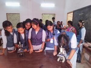 42022Hightech lab 2.jpg