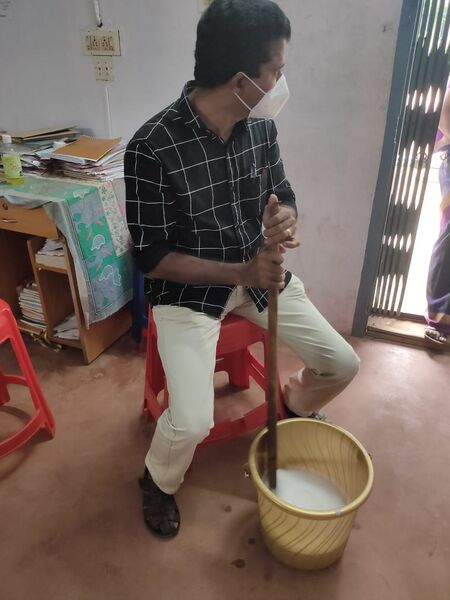 പ്രമാണം:44066 handwash.jpeg