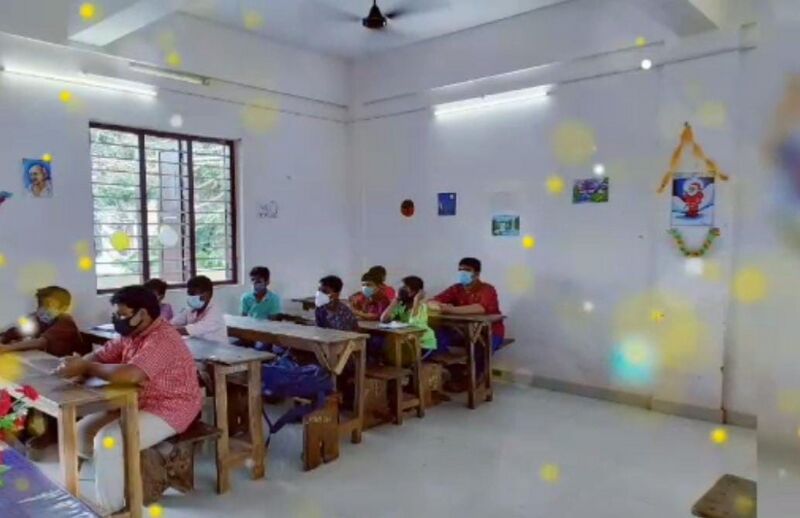 പ്രമാണം:44070 129.jpeg