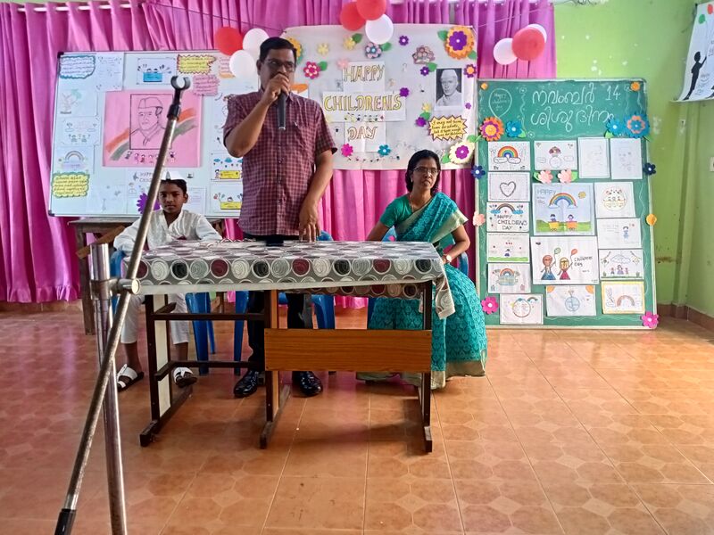 പ്രമാണം:44243 24-25Childrensday1.jpg
