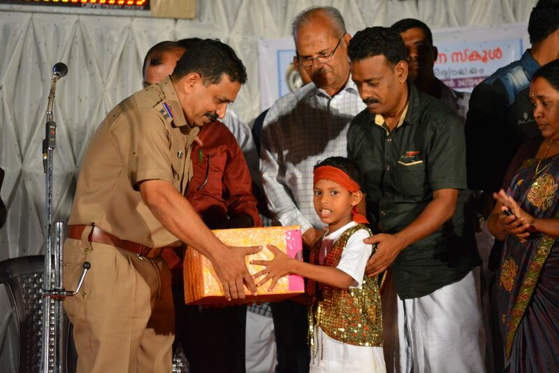 പ്രമാണം:48544 mamangam 2.jpg