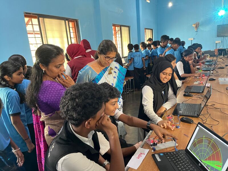 പ്രമാണം:Robotic fest kpc.jpg