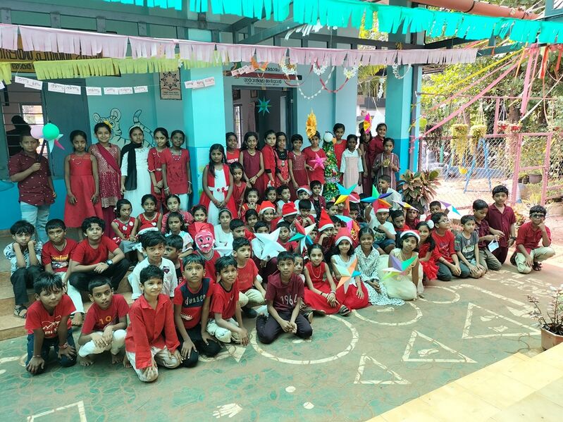 പ്രമാണം:13930 xmas.jpg