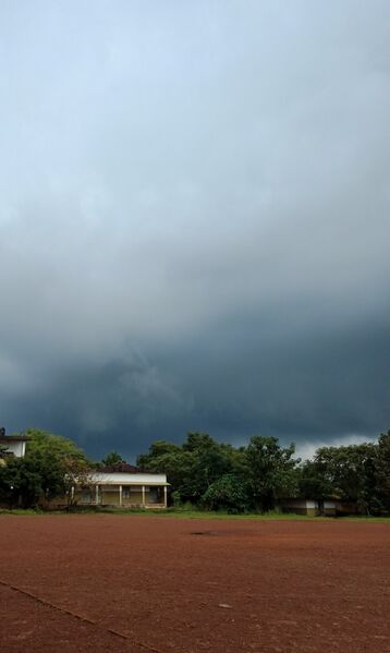 പ്രമാണം:16007-schoolphoto 3.jpg