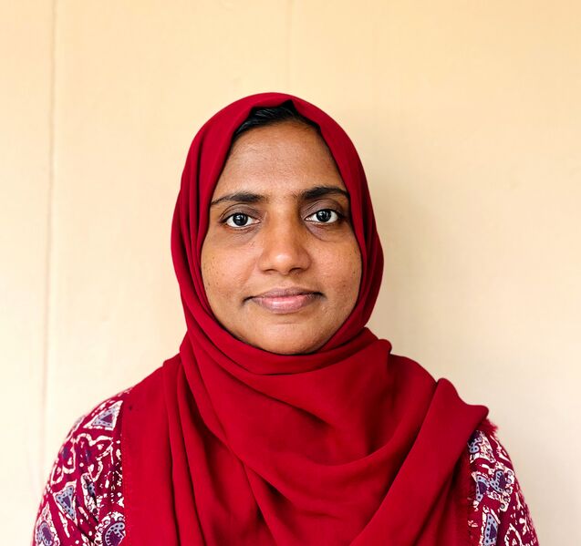 പ്രമാണം:18679 teacher 24-25 (1).jpg