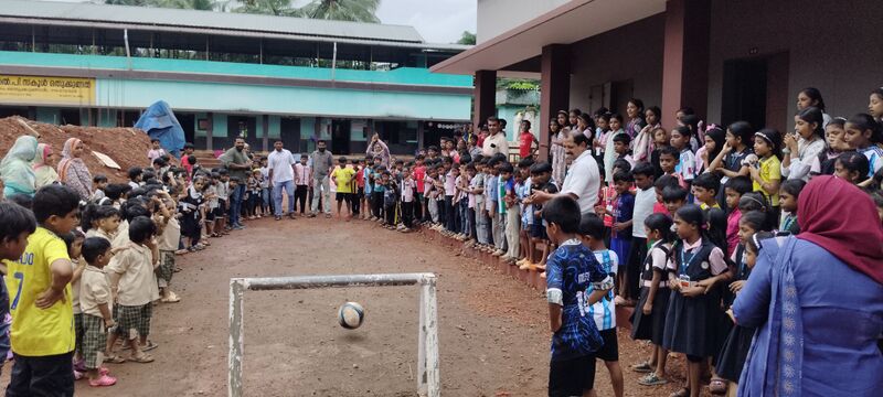 പ്രമാണം:19820-MLP-GOAL2026-Best kick-3.jpg