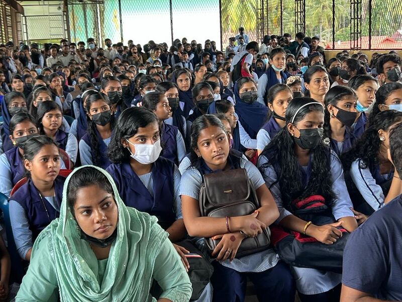 പ്രമാണം:20002 kalolsavam2022 16.jpg