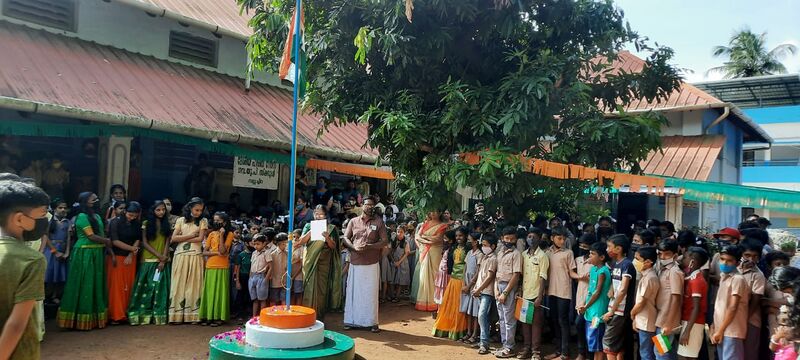 പ്രമാണം:22262 independence day 2.jpg
