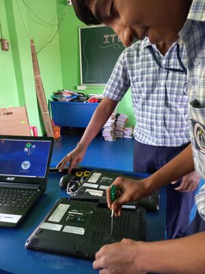 25068 hardware training by LK students in2023 ph3.jpg