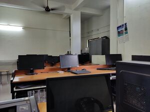 33054 computer lab.jpg