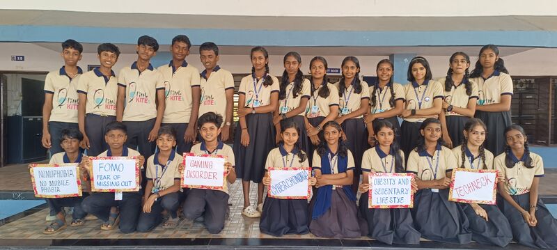 പ്രമാണം:34046 fr4.jpg