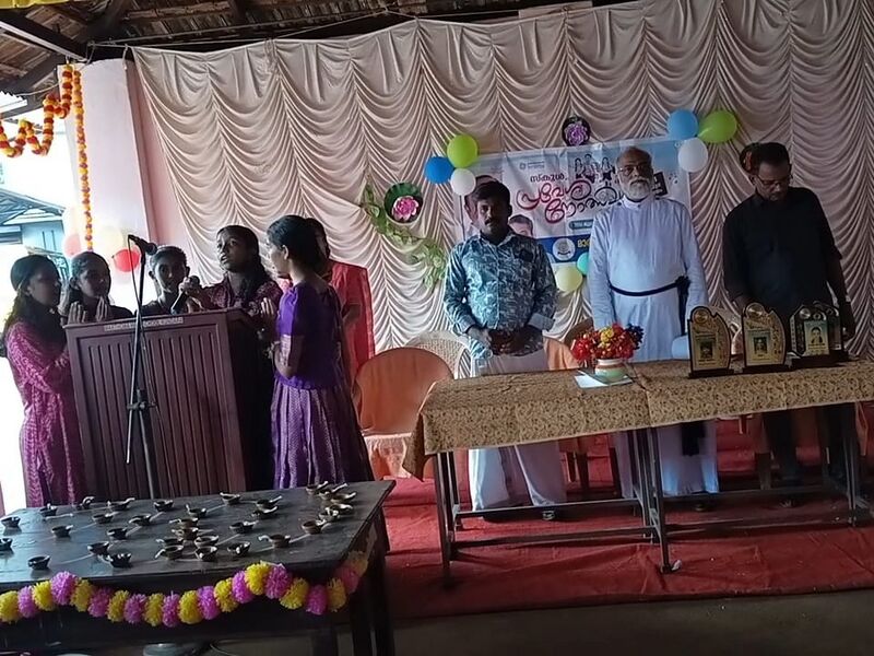 പ്രമാണം:39055-pic2 june 1.jpg