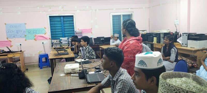 പ്രമാണം:41063ക്യാമ്പ് 2.jpg