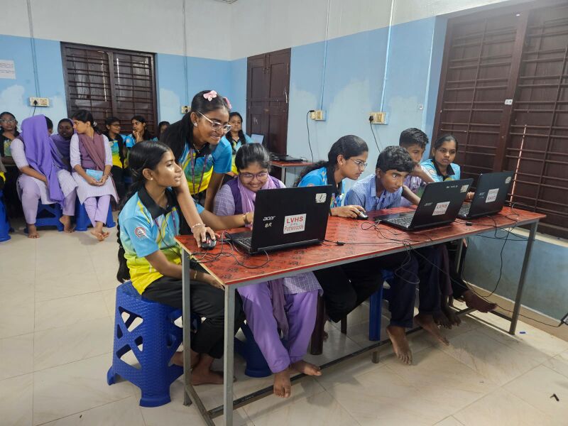 പ്രമാണം:43018 cwsn class4.jpeg