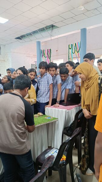 പ്രമാണം:Drcmlp-li-mikavu 10.jpg