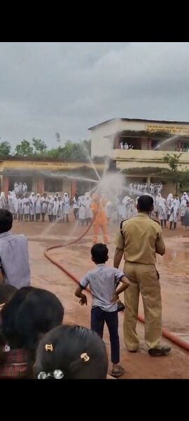 പ്രമാണം:11022-kgd-mock drill 2.jpg