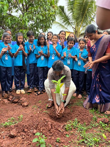 പ്രമാണം:12244 628.jpg