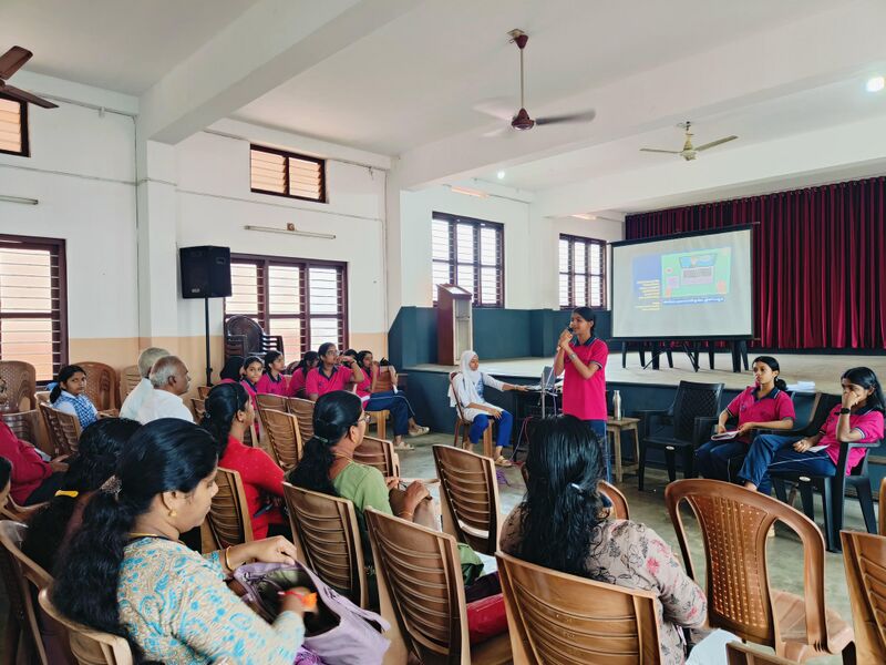 പ്രമാണം:16002 ammaariyan9 25.jpg