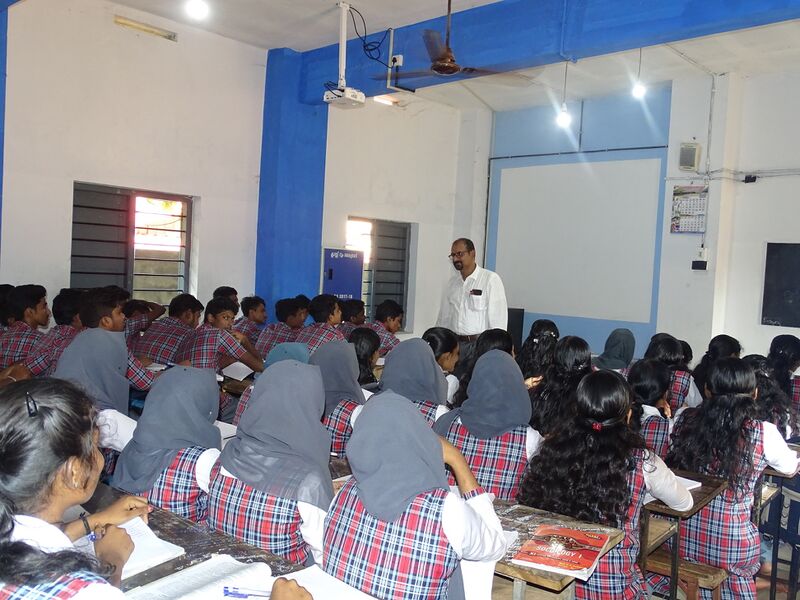 പ്രമാണം:19068 HT CLASS ROOM 2.JPG