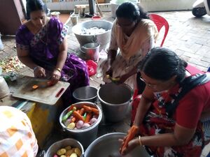 19413 ഓണം 2.jpg