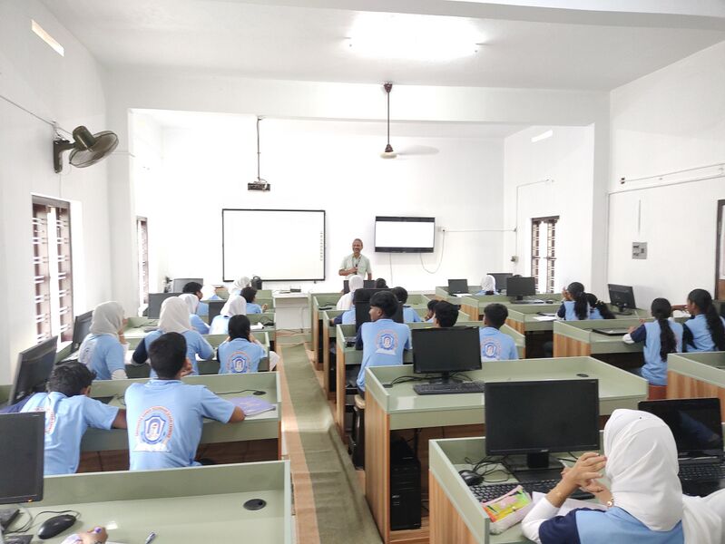 പ്രമാണം:Chss LK pre. camp.jpg