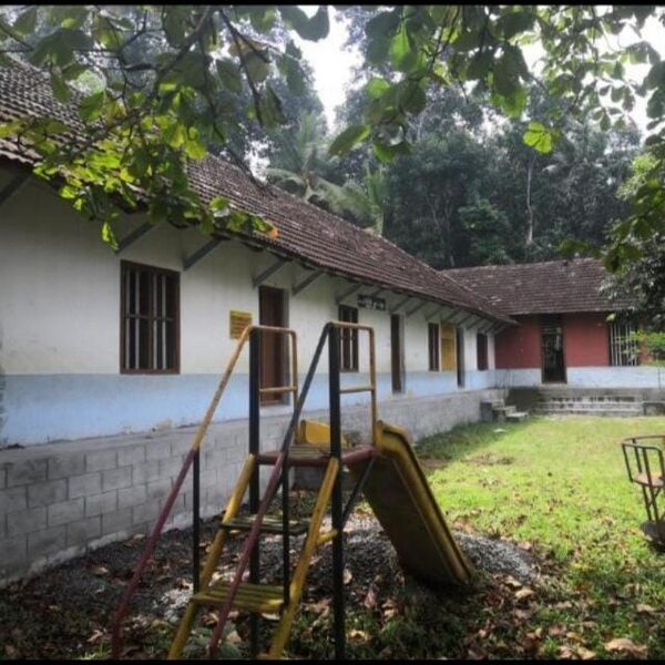 പ്രമാണം:Snb vyy.jpg