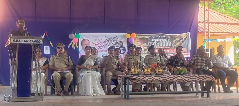 പ്രമാണം:11002 Praveshanot savam 2026-2.jpg