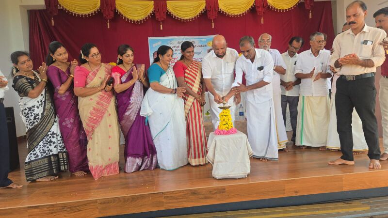 പ്രമാണം:11213 Praveshothsava 2026 1.jpg