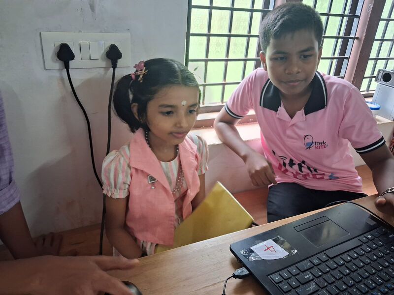 പ്രമാണം:12070 LK lp7.jpg