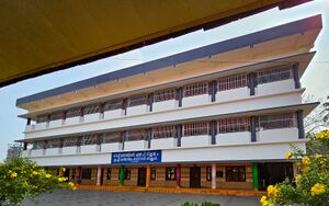 33246schoolbuilding.jpg