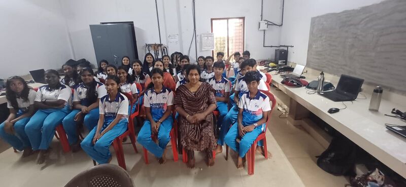 പ്രമാണം:35055 lkc 2025 3.jpeg