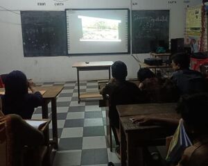 43240-School Lab.jpg